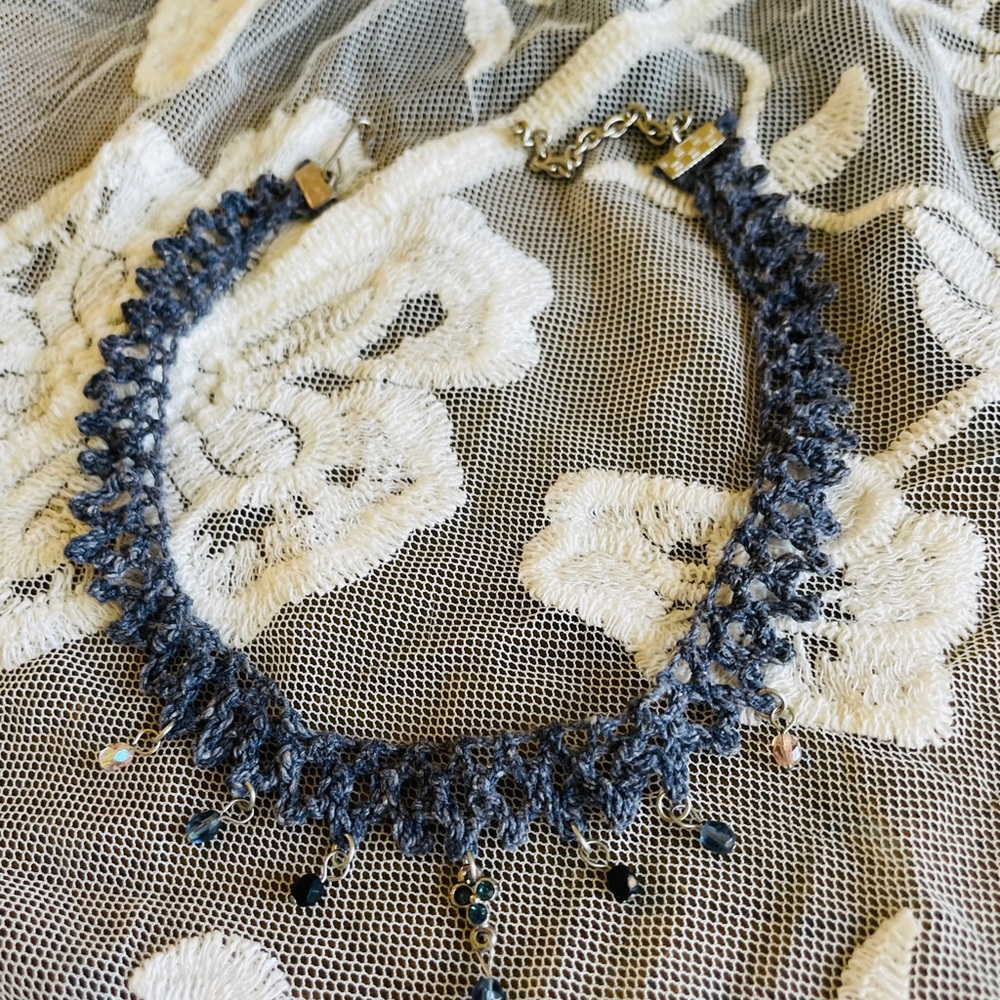Handcrafted Blue Lace Dangling Beads Choker Necklace